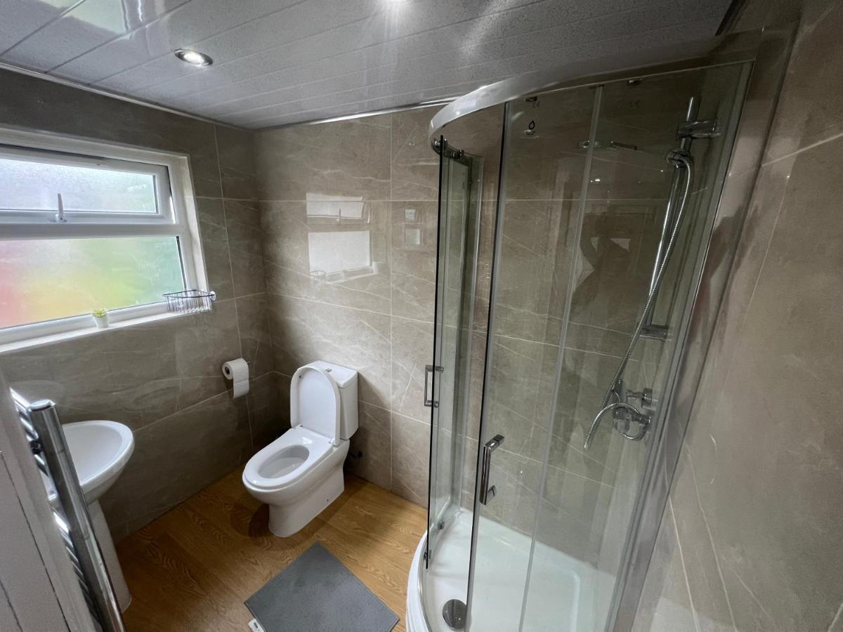 Tarleton House Hotel Stoke-on-Trent ภายนอก รูปภาพ
