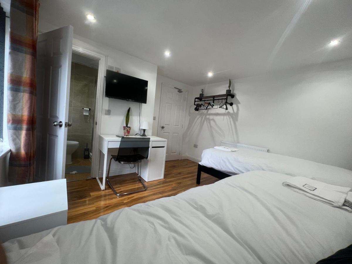 Tarleton House Hotel Stoke-on-Trent ภายนอก รูปภาพ